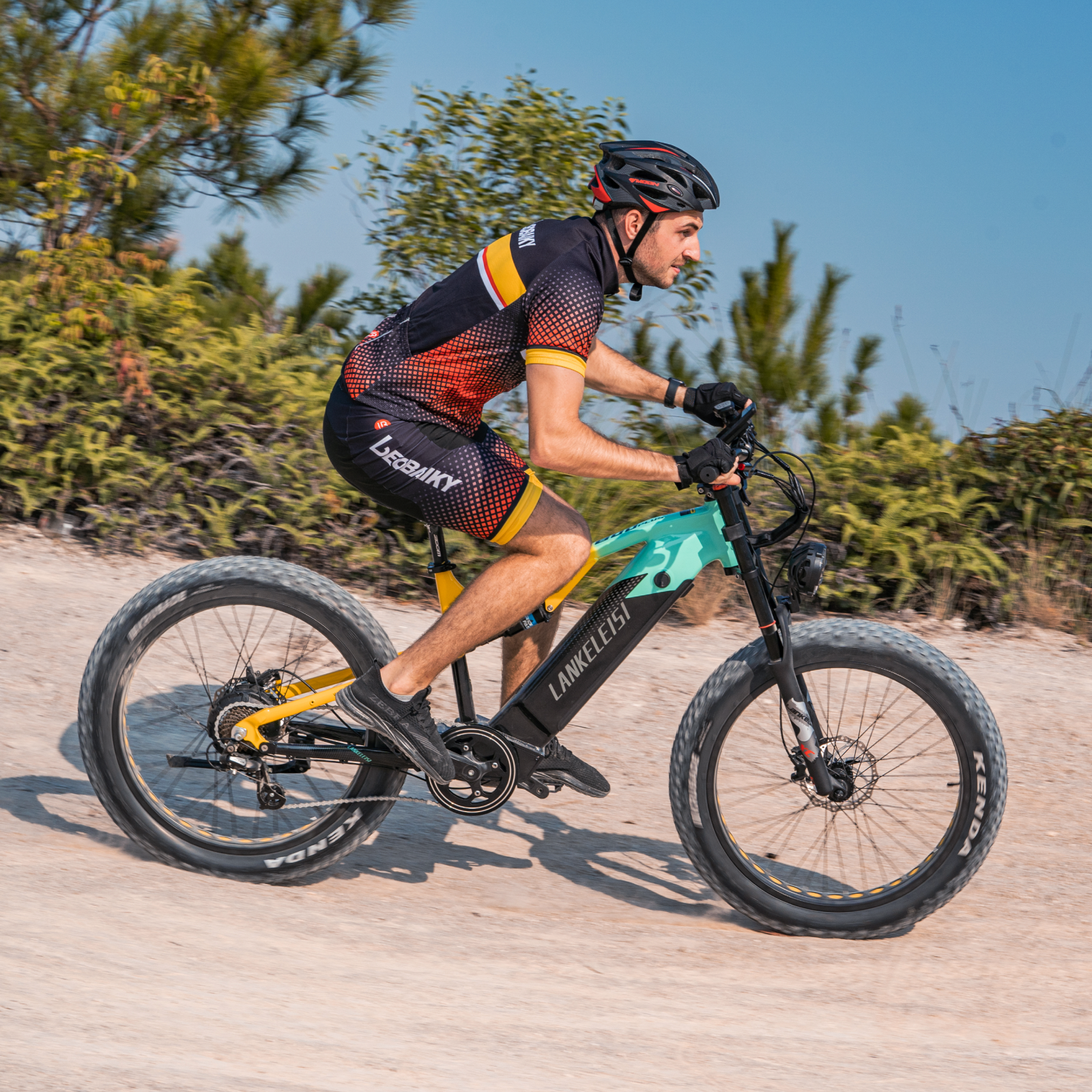 Lankeleisi RV800PLUS bici elettrica trekking 750W arancione