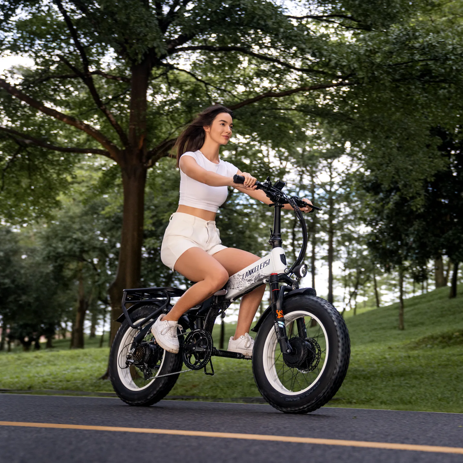 Lankeleisi X2000MAX bici elettrica fat bike 2x1000W arancione