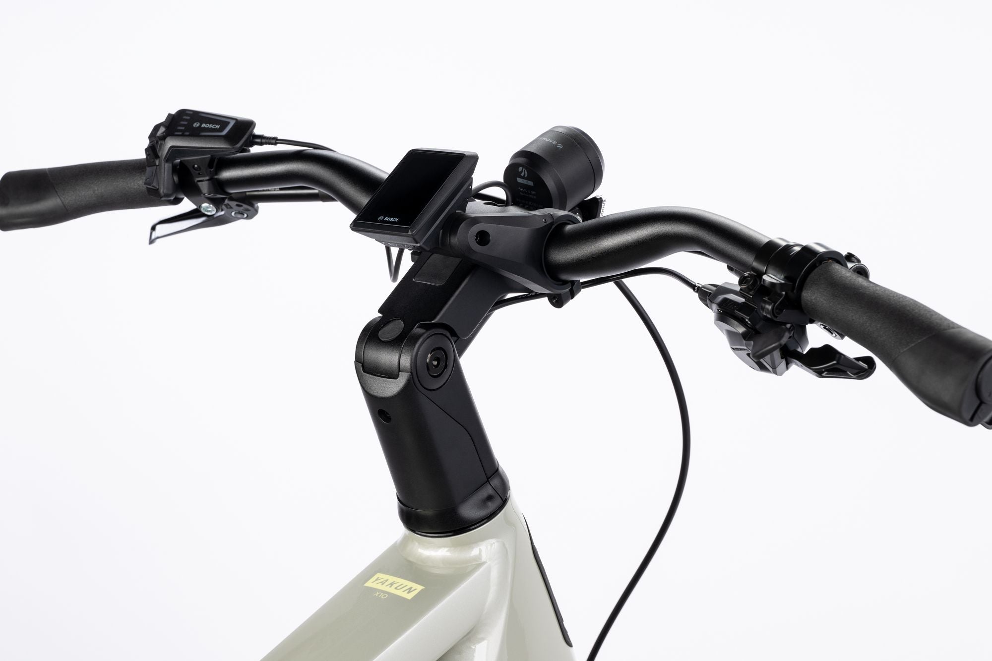 Winora Yakun X10 bici elettrica trekking Bosch 800Wh