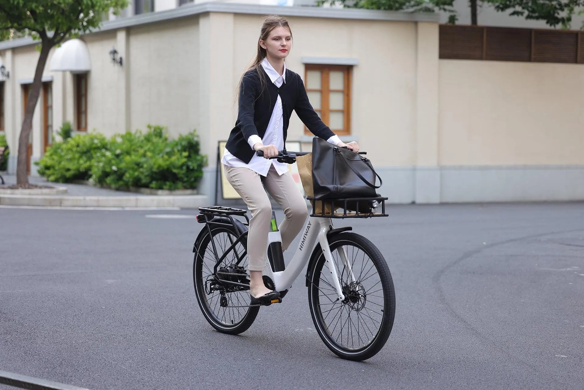 Himiway A3 bici elettrica city bianca 500W autonomia 112 km
