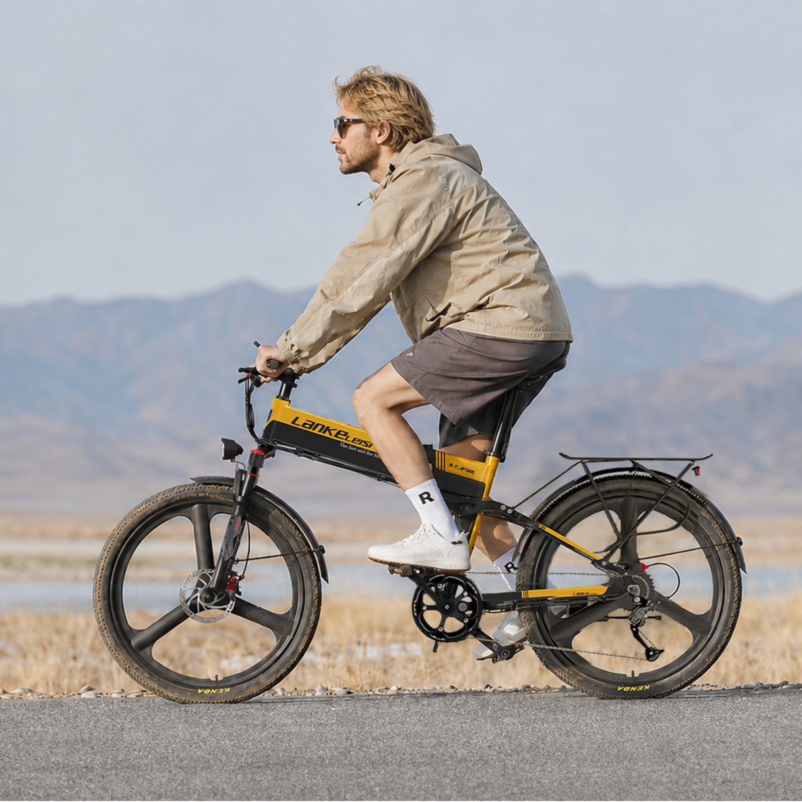 Lankeleisi XT750 Sports bici elettrica White 250W fat bike trekking