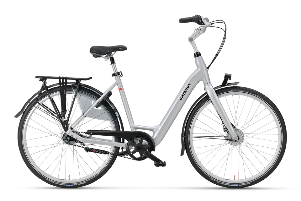 Batavus Finez Holiday Exclusive bici elettrica argento telaio basso